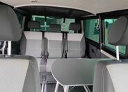 Volkswagen Multivan 14