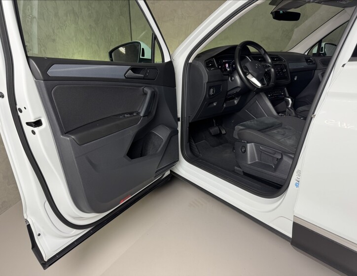 Volkswagen Tiguan 19