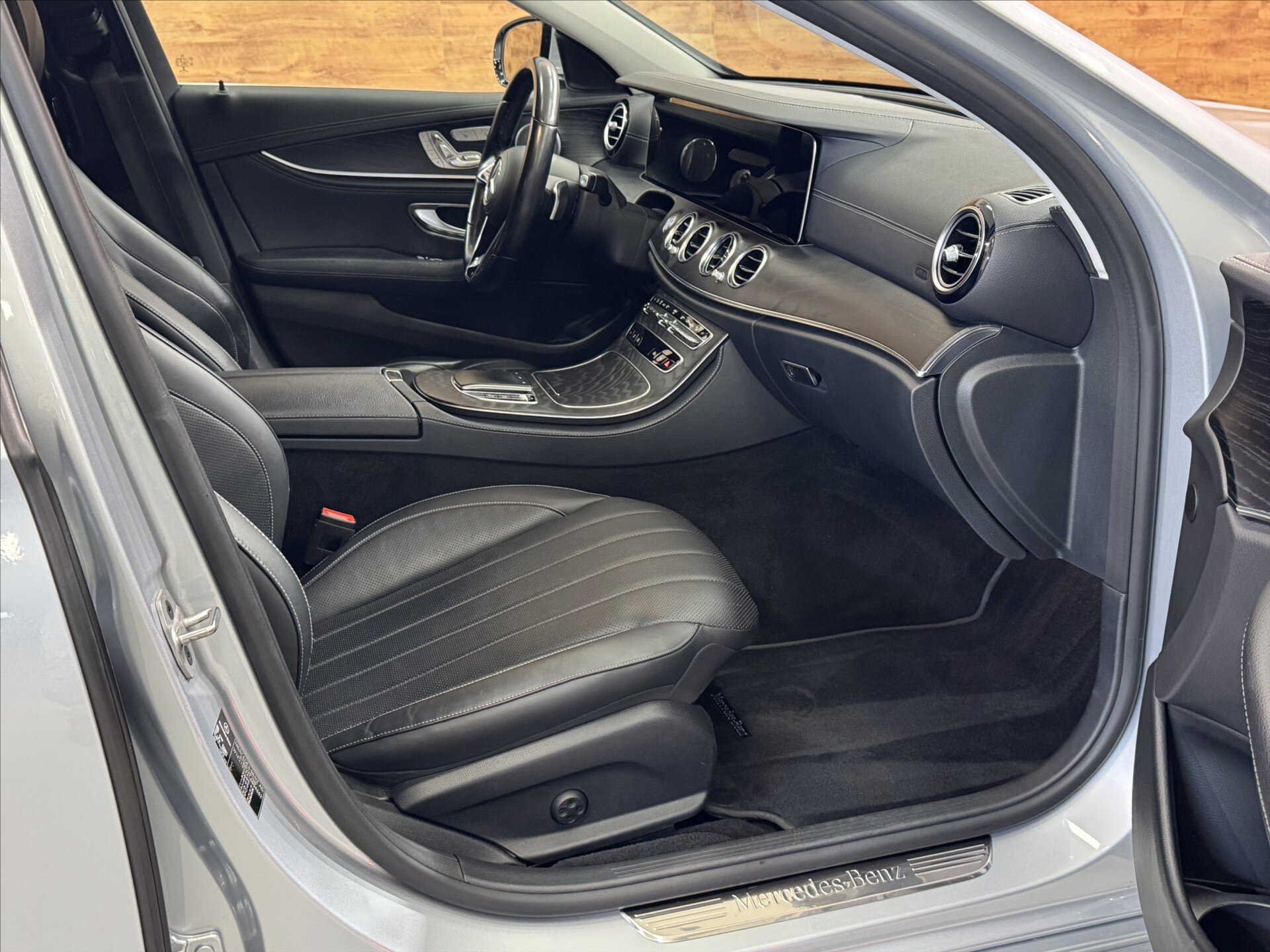 Mercedes-Benz Třídy E Kombi 2,9 l 243 kw