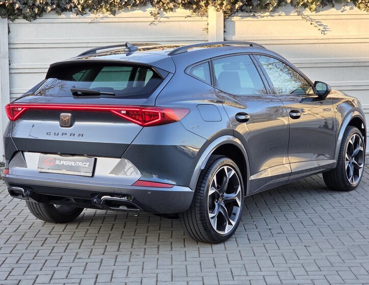 Cupra Formentor SUV / Terénní 1,5 l 110 kw