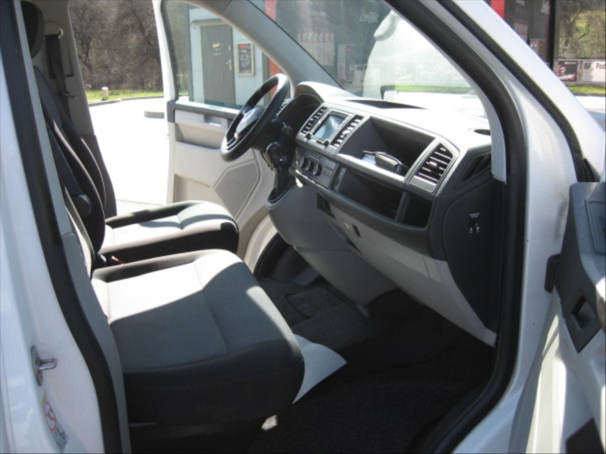 Volkswagen Transporter Kombi 2,0 l 110 kw