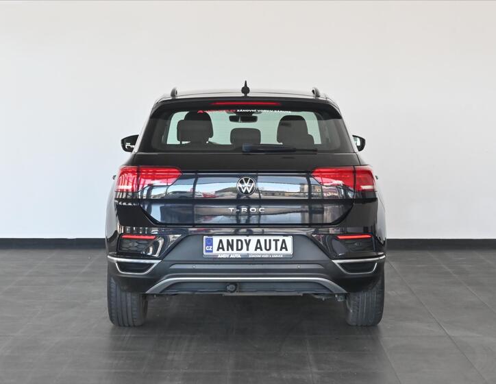 Volkswagen T-Roc 4