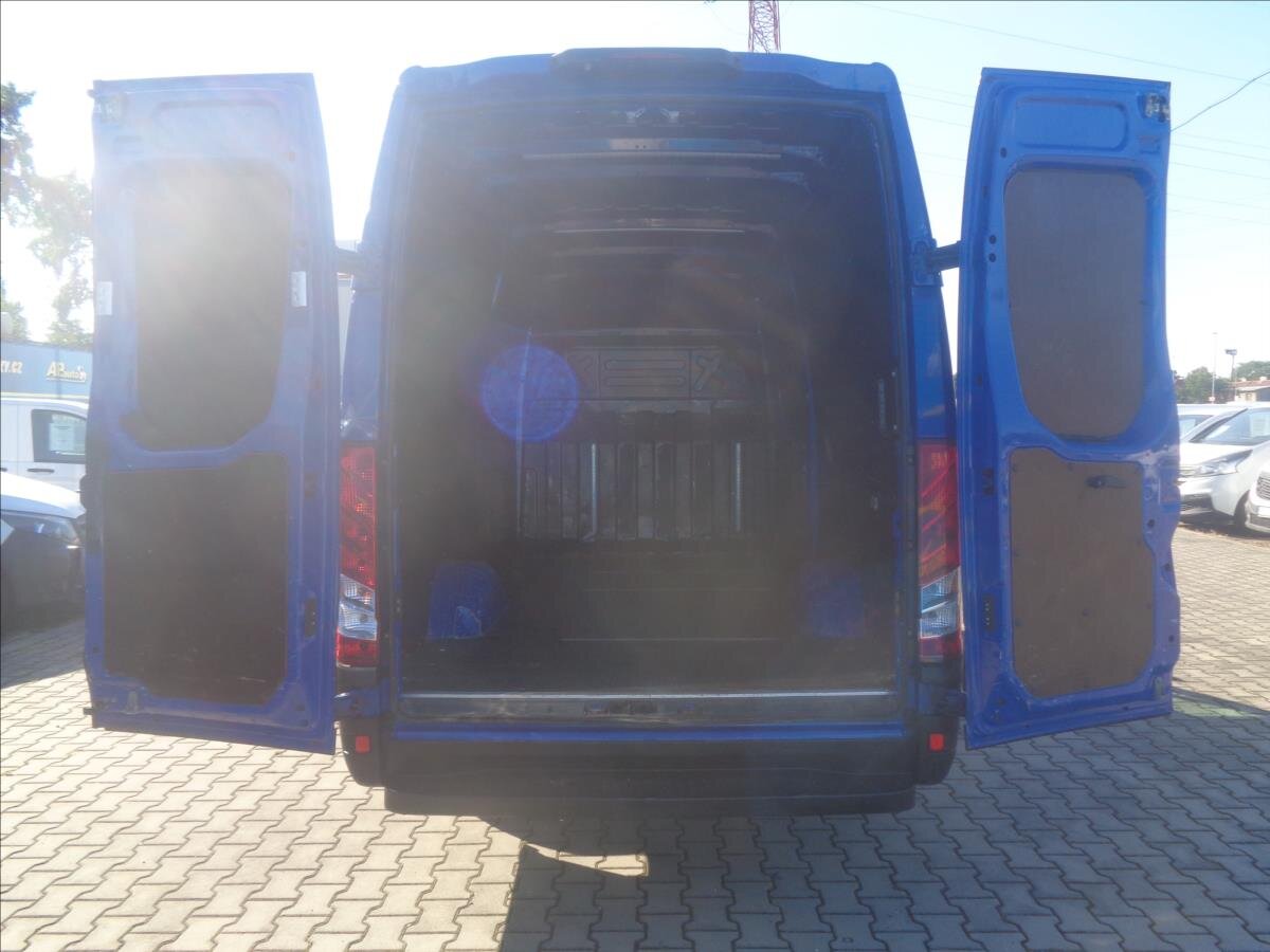 Iveco Daily Ostatní 2,3 l 107 kw