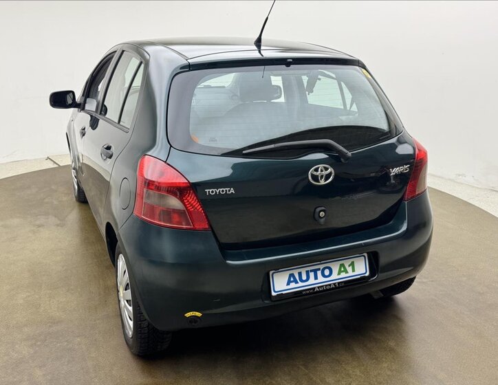 Toyota Yaris Hatchback 1,3 l 64 kw
