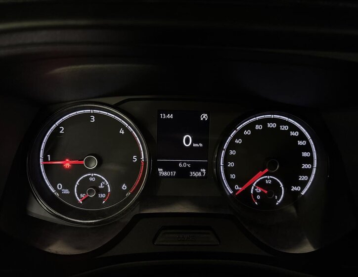 Volkswagen Transporter 18