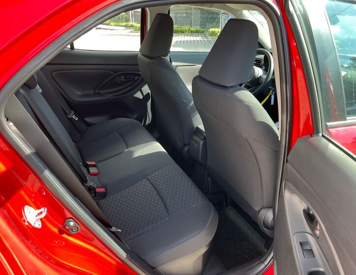 Toyota Yaris Cross 16