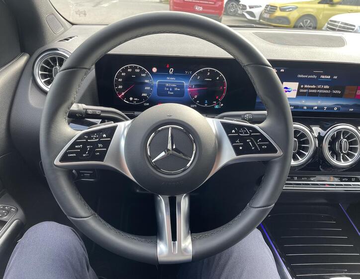 Mercedes-Benz Třídy B 9