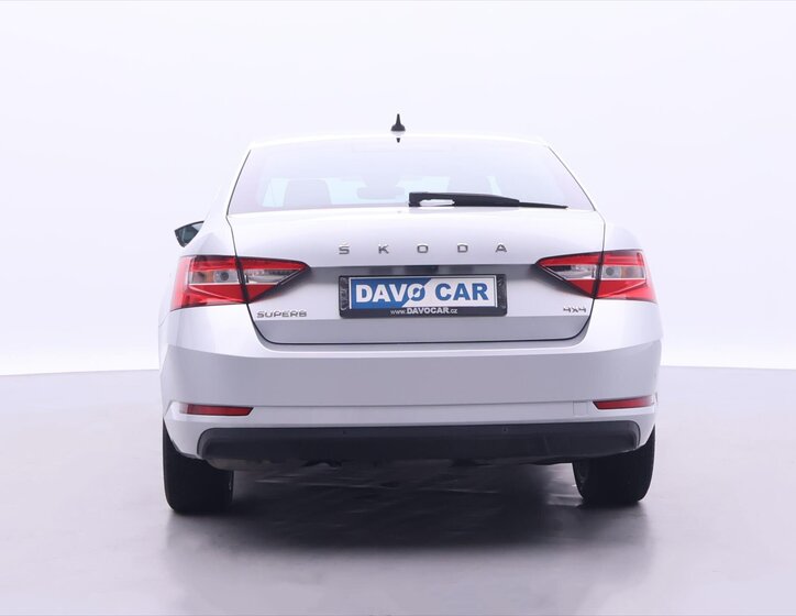 Škoda Superb Liftback 2,0 l 147 kw