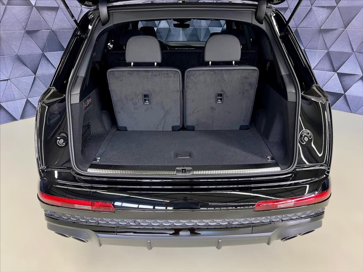 Audi SQ7 SUV / Terénní 4,0 l 373 kw