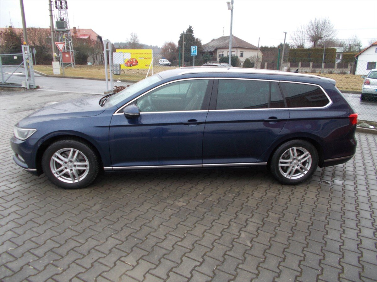 Volkswagen Passat Kombi 1,4 l 110 kw