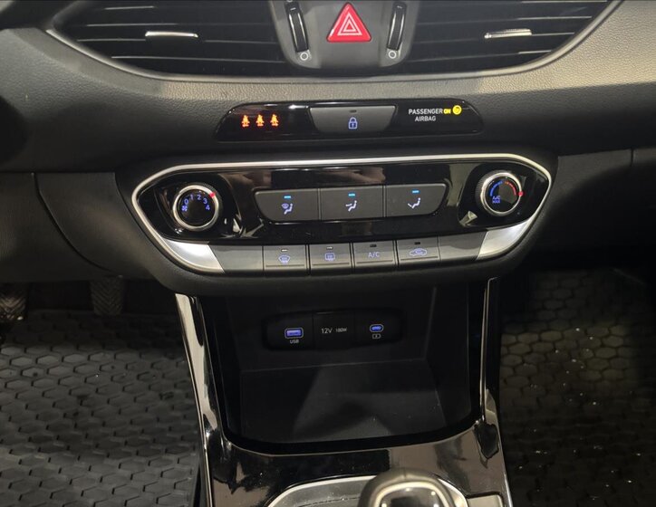 Hyundai i30 Kombi 1,5 l 70 kw