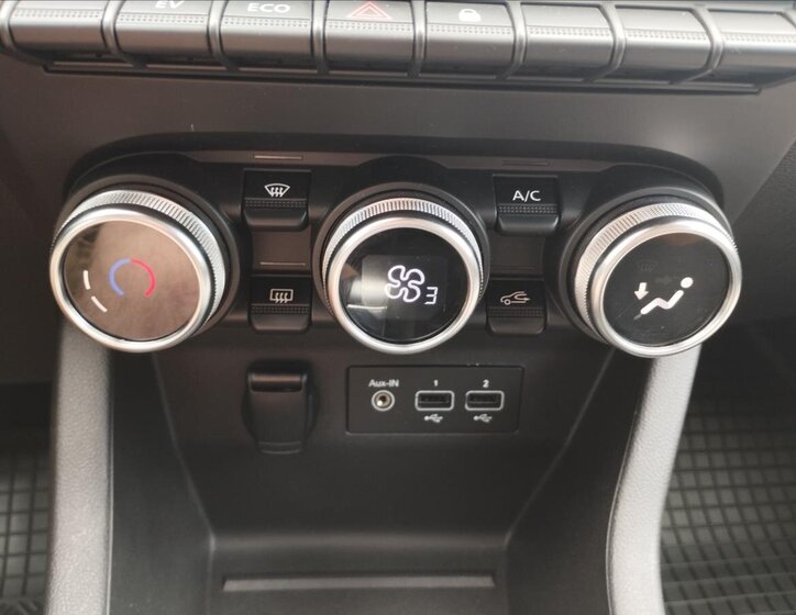 Renault Clio Hatchback 1,6 l 67 kw