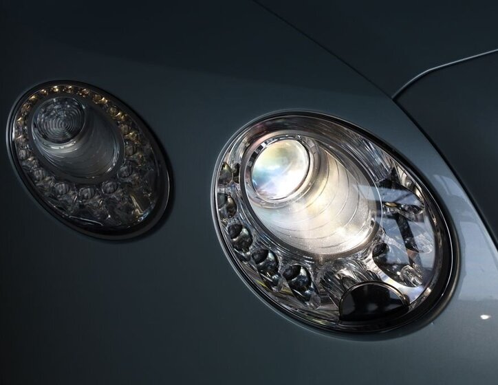 Bentley Continental GTC Kabriolet 4,0 l 373 kw