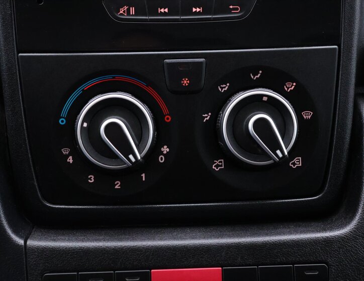 Peugeot Boxer Skříň 2,0 l 96 kw