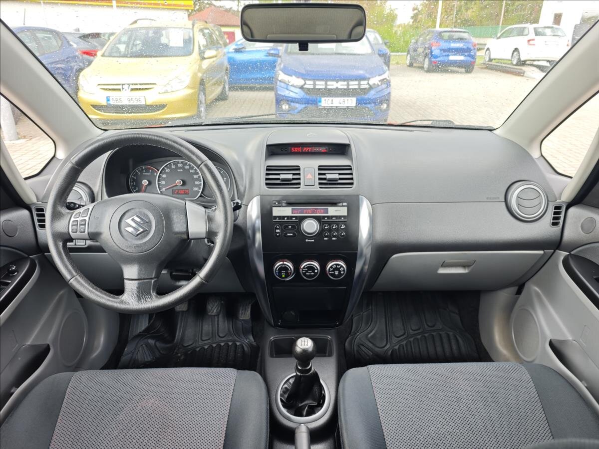 Suzuki SX4 Hatchback 1,5 l 73 kw