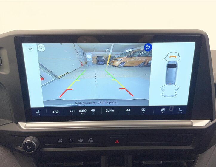 Volkswagen Caravelle 17