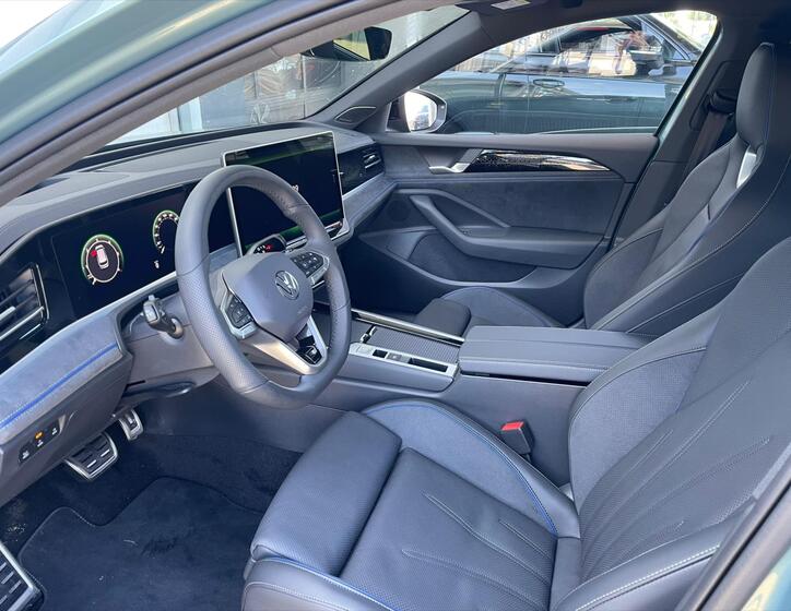 Volkswagen Passat 12