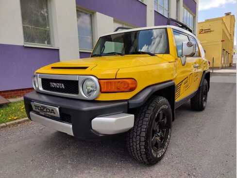 Toyota FJ