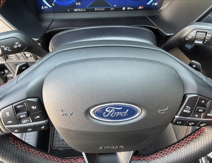 Ford Kuga SUV 2,0 l 88 kw