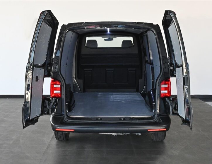 Volkswagen Transporter Skříň 2,0 l 75 kw