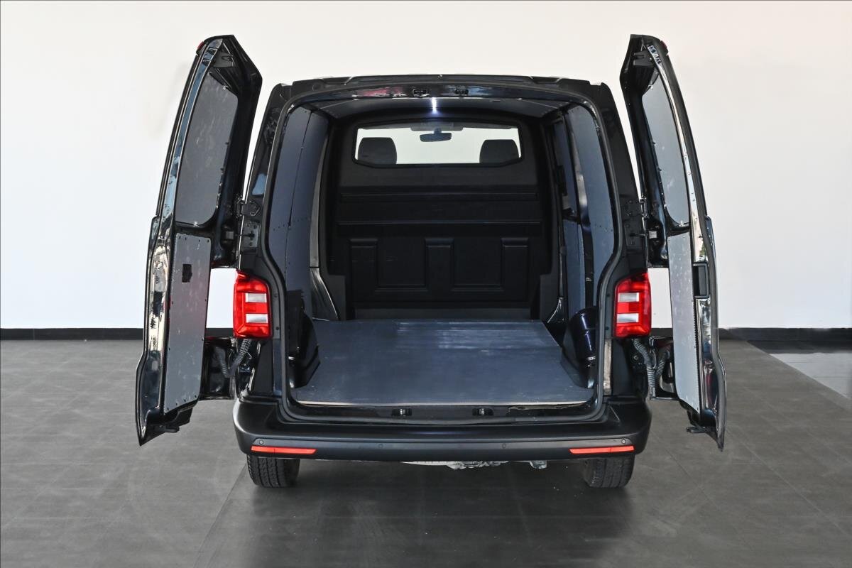 Volkswagen Transporter Skříň 2,0 l 75 kw