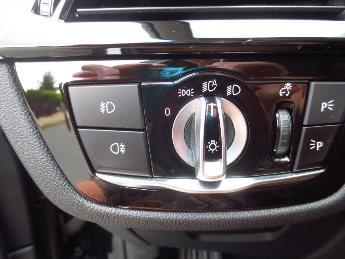 BMW Řada 5 Kombi 2,0 l 140 kw