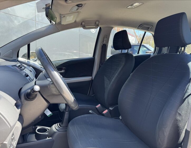 Toyota Yaris Hatchback 1,4 l 66 kw