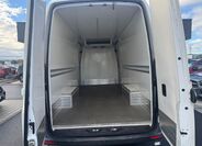 Mercedes-Benz Sprinter 17