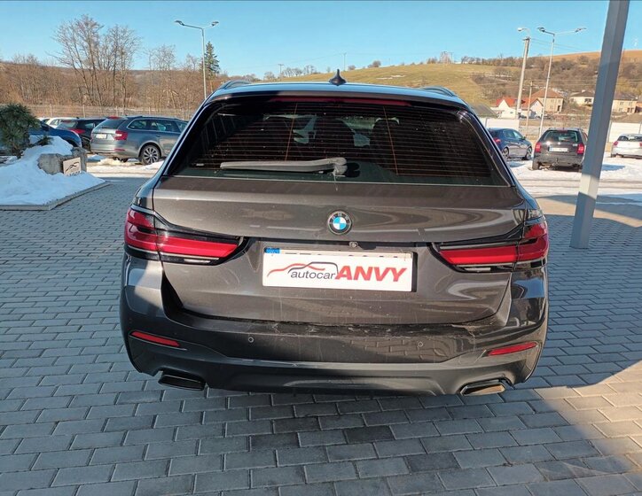 BMW Řada 5 Kombi 2,0 l 140 kw