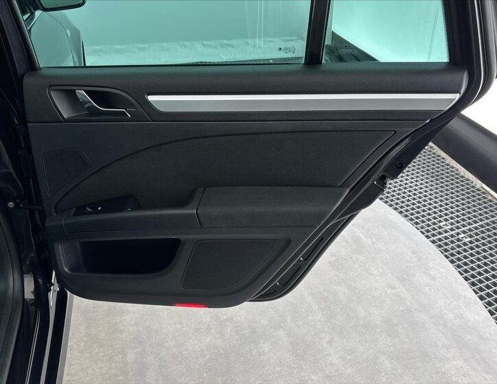 Škoda Superb Kombi 2,0 l 103 kw