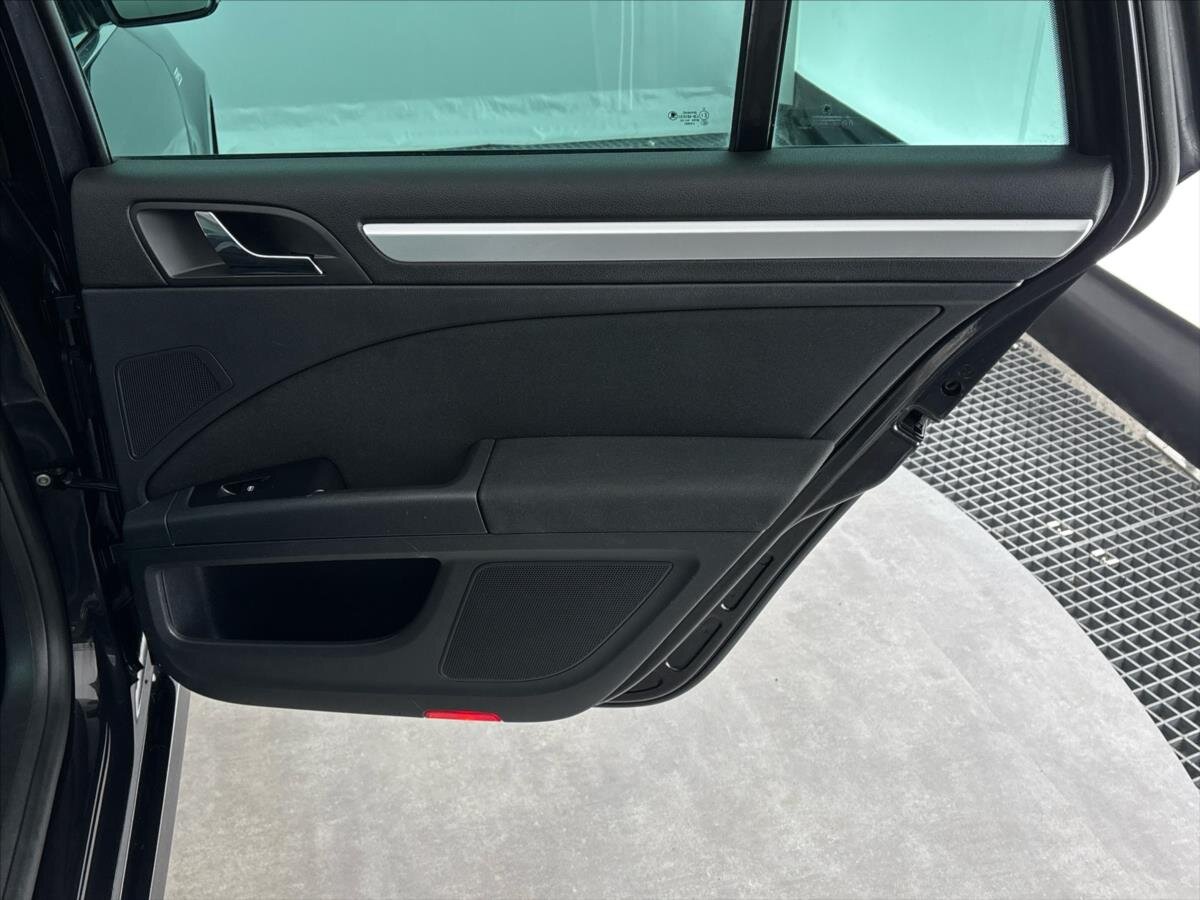 Škoda Superb Kombi 2,0 l 103 kw