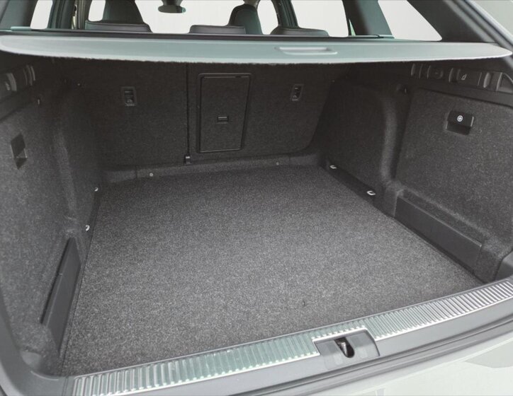 Škoda Superb Kombi 2,0 l 110 kw