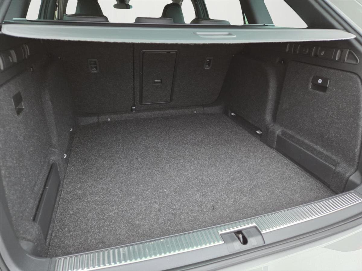 Škoda Superb Kombi 2,0 l 110 kw