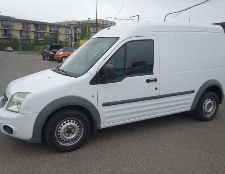 Ford Transit Connect 4