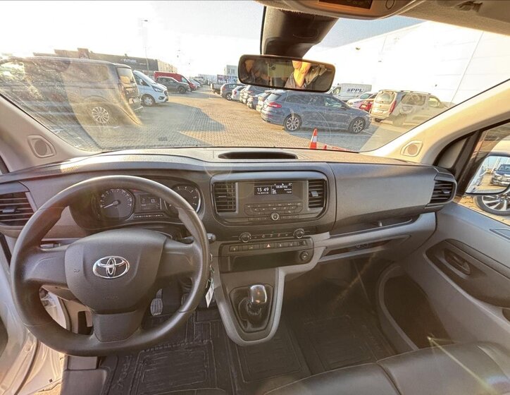 Toyota ProAce Skříň 2,0 l 90 kw