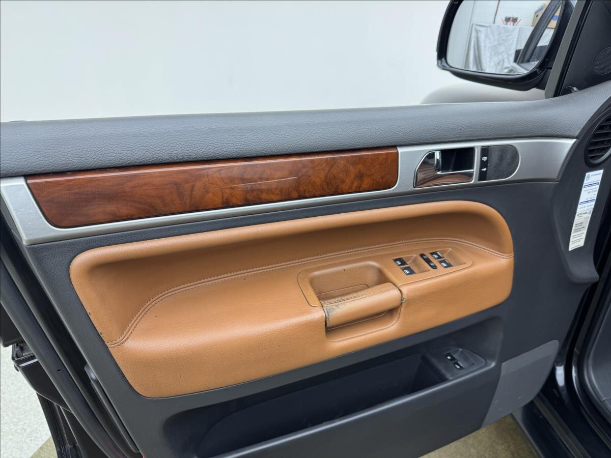 Volkswagen Touareg SUV / Terénní 3,0 l 165 kw