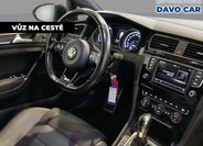 Volkswagen Golf Kombi 2,0 l 221 kw