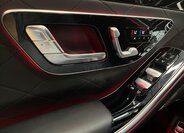 Mercedes-Benz Třídy S 12