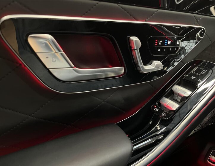 Mercedes-Benz Třídy S 12