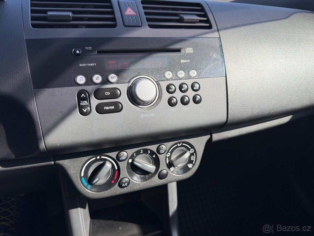 Suzuki Swift Hatchback 0,0 0