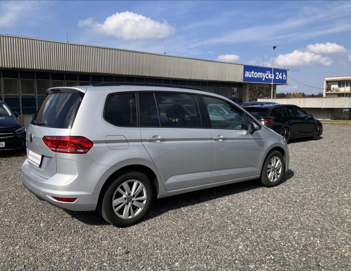 Volkswagen Touran MPV 2,0 l 90 kw