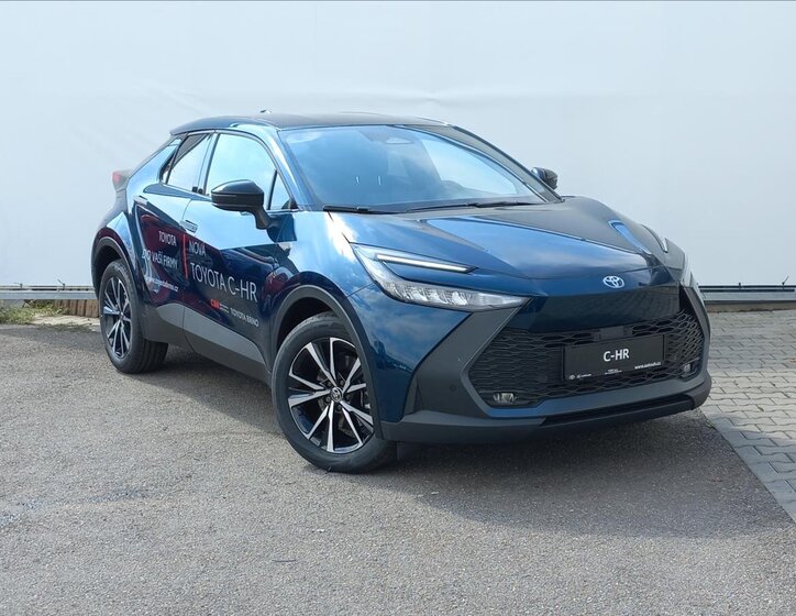 Toyota C-HR Hatchback 2,0 l 111 kw