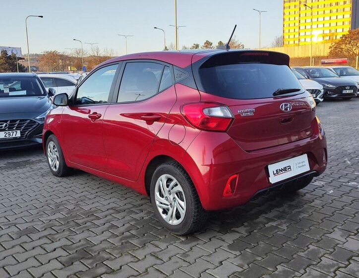 Hyundai i10 Hatchback 1,2 l 62 kw