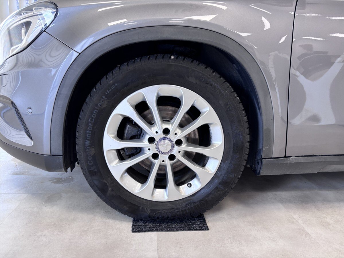 Mercedes-Benz GLA Kombi 1,6 l 90 kw