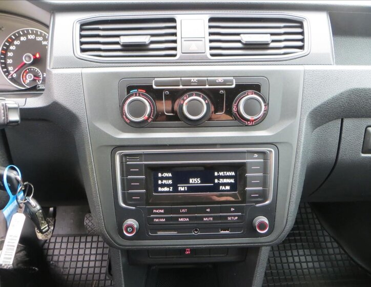 Volkswagen Caddy Skříň 1,4 l 81 kw