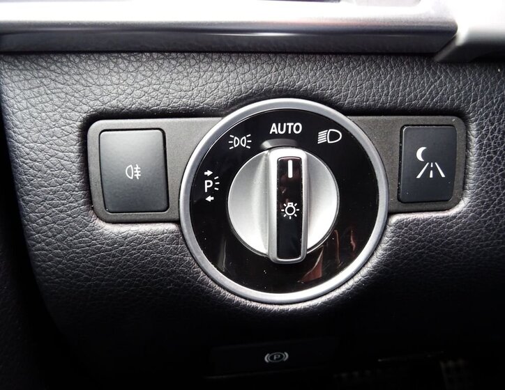 Mercedes-Benz Třídy M SUV / Terénní 3,0 l 190 kw