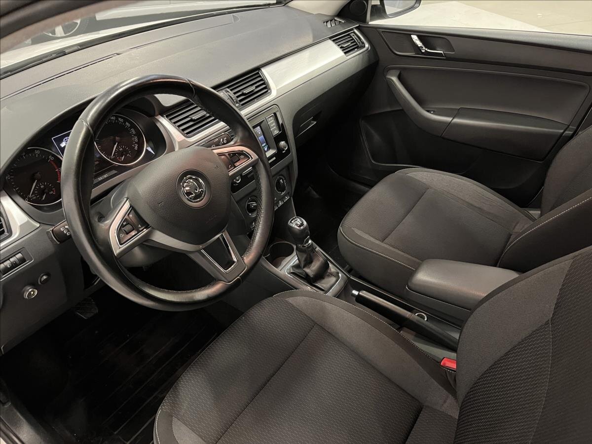 Škoda Rapid Liftback 1,2 l 66 kw