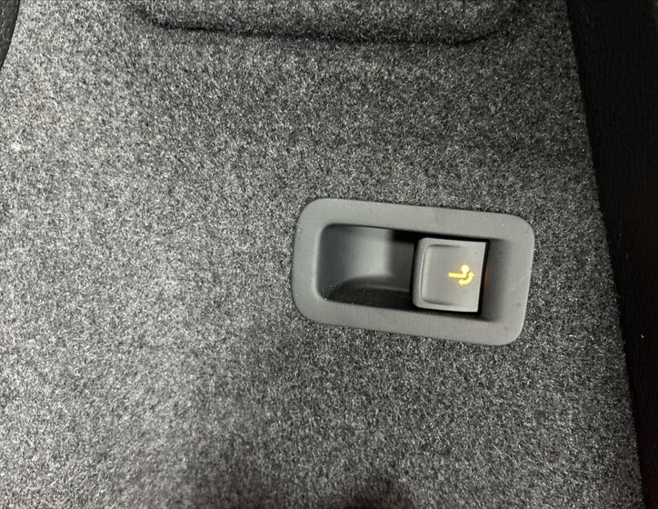 Škoda Karoq SUV / Terénní 1,5 l 110 kw