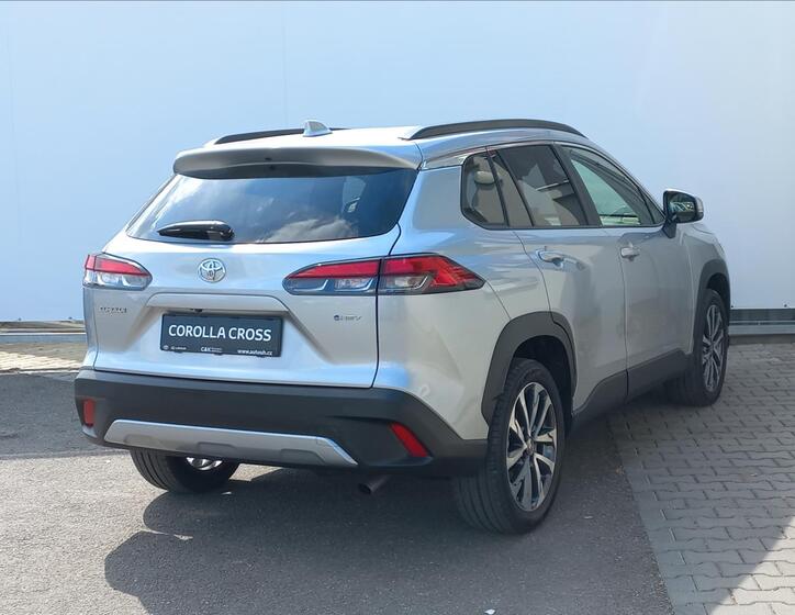 Toyota Corolla Cross 3