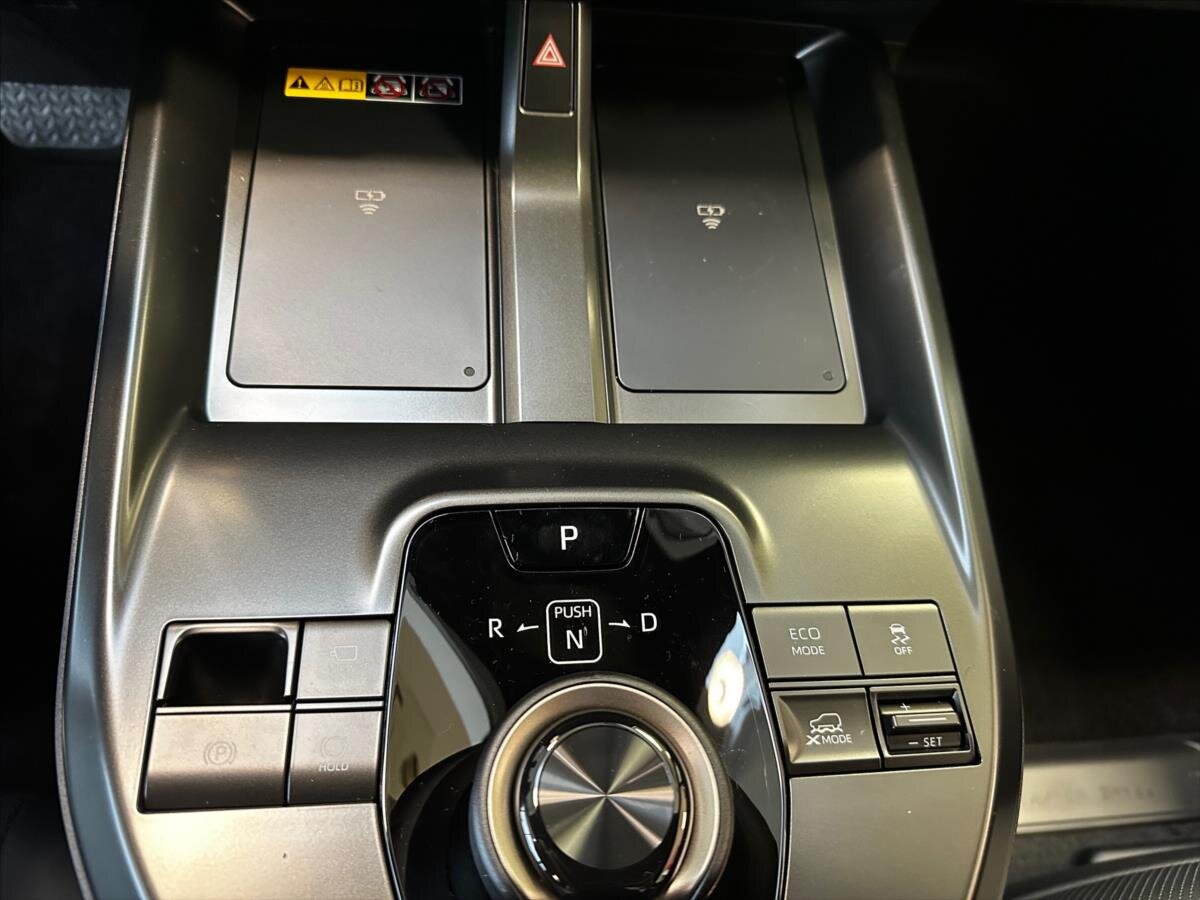 Toyota bZ4X SUV / Terénní 0,0 252 kw